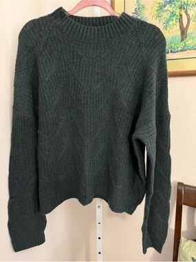 Splendid Collection Crew Neck Sweater. NWT. Size XL